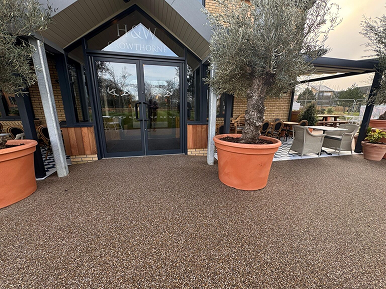 unsplash_hpjsku2uysu-2